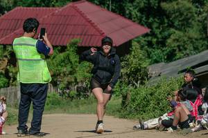 BIB: 
                            <button type="button" onclick="openModal(26721943)" class="btn btn-primary btn-sm float-right btn-popup" data-toggle="modal" data-target=".modal-high-quality">
                        <i class="fas fa-shopping-cart"></i> Add to Cart
                    </button>
                                            <button type="button" onclick="isThisMe(26721943, true)" class="btn btn-success btn-sm float-right btn-popup btn-isme hidden" data-toggle="tooltip" data-placement="bottom" title="นี่คือรูปของคุณใช่ไหม คลิกที่นี่เพื่อเอาเข้าอัลบั้ม">
                        <i class="fas fa-plus"></i> Add to album
                    </button>
                    <button type="button" onclick="isThisMe(26721943, false)" class="btn btn-warning btn-sm float-right btn-popup btn-isnotme hidden">
                        <i class="fas fa-ban"></i> Remove from album
                    </button>